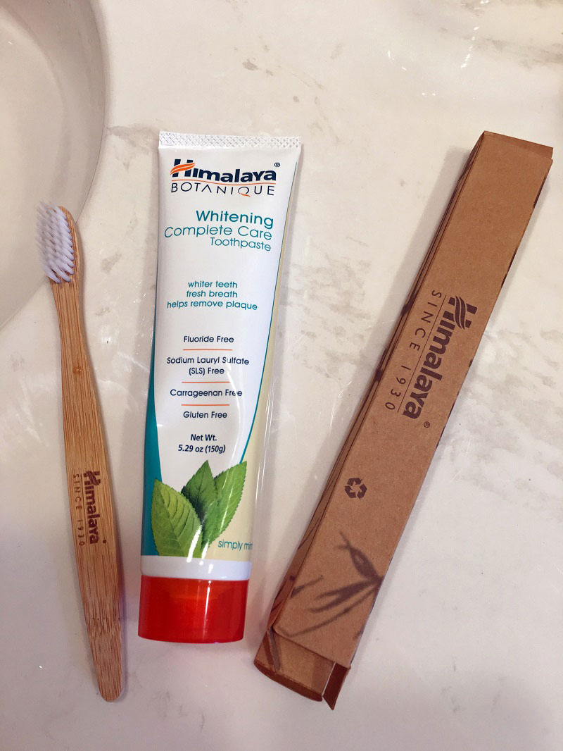 After having health issues, I began to swap out conventional products for healthier alternatives. Fluoride-free Himalaya Botanique Complete Care Toothpaste is also gluten free. Review #ad #momsmeet