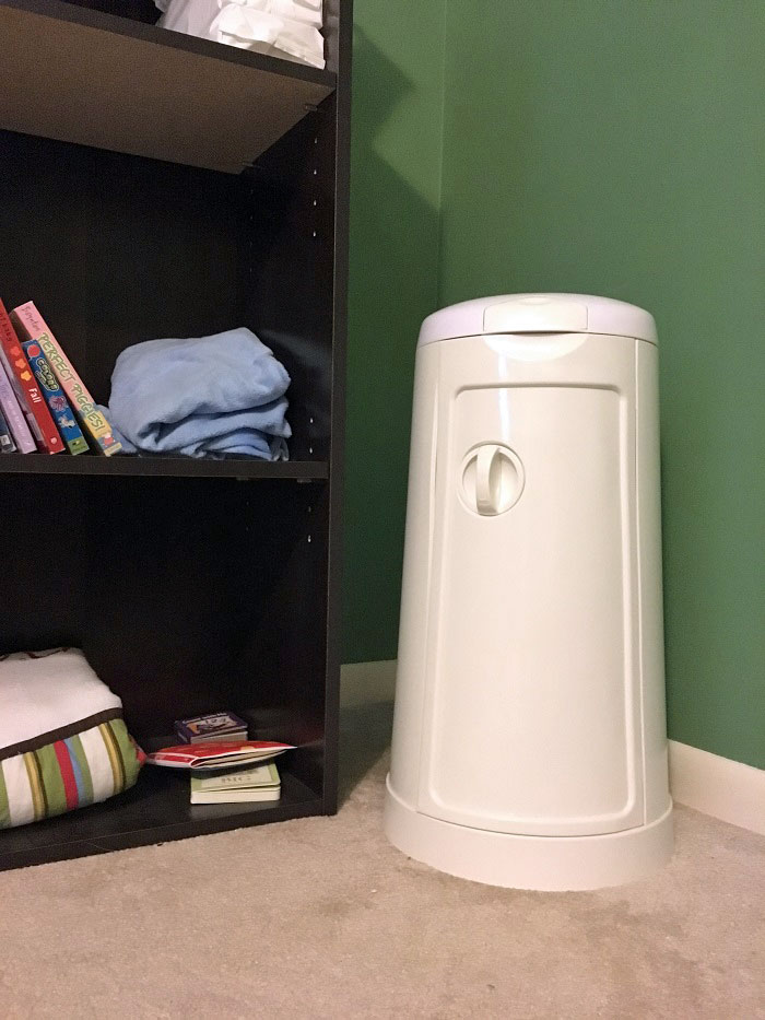 baby items I couldn't live without | diaper pail | www.sahmplus.com