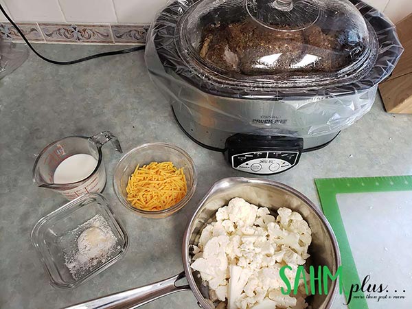 food viewed from above while meal prepping | sahmplus.com