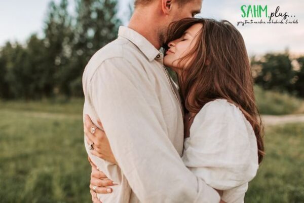Stop Begging, Start Attracting: How to Get Your Husband to Show Affection By Restoring Your Connection 3 how to get your husband to show affection again